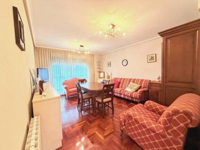 Piso en venta en Avilés, Asturias