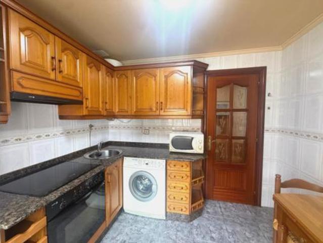 Piso en venta en Avilés, Asturias