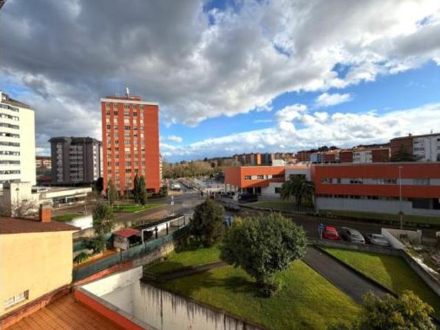 Piso en venta en Avilés, Asturias