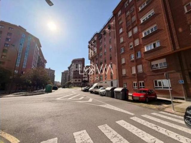 Piso en venta en Avilés