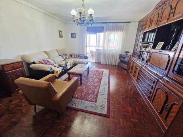 Piso en venta en Avilés, Asturias