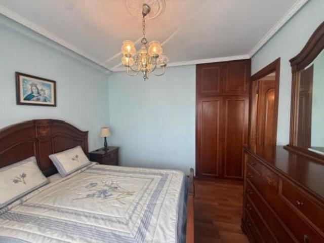 Piso en venta en Avilés, Asturias