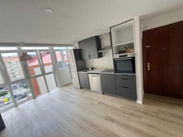 Piso en venta en Avilés, Asturias