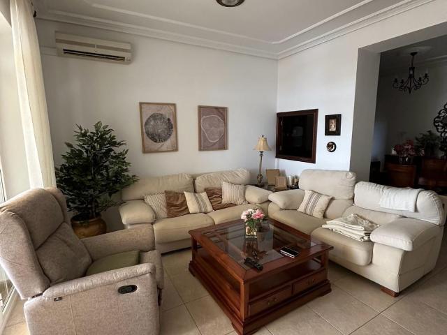 Piso en venta en Azuaga, Extremadura