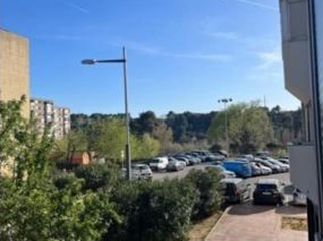 Piso en venta en Badia Del Vallès