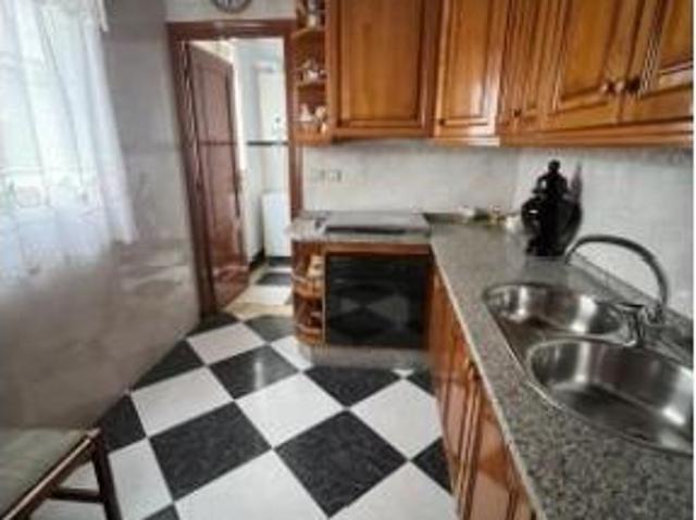 Piso en venta en Badolatosa, Andalucía