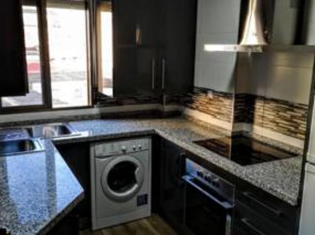 Piso en venta en Baena, Córdoba