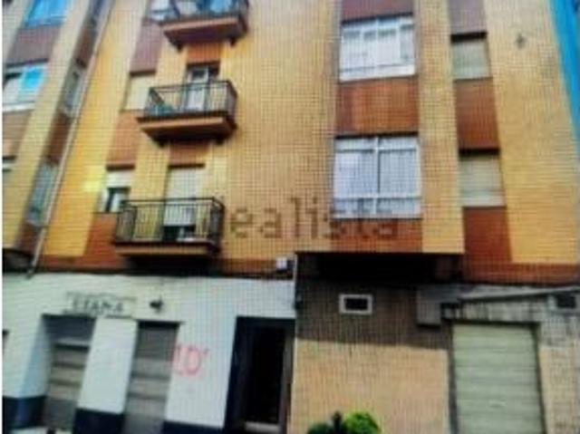 Piso en venta en Barakaldo, Larrea