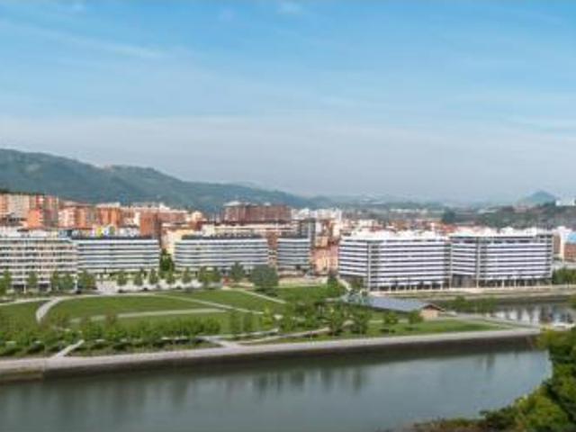 Piso en venta en Barakaldo, Larrea