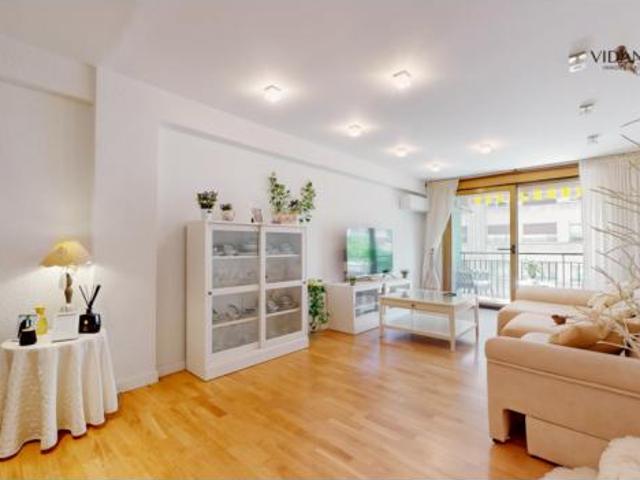 Piso en venta en Etxabakoitz, Iruñerria