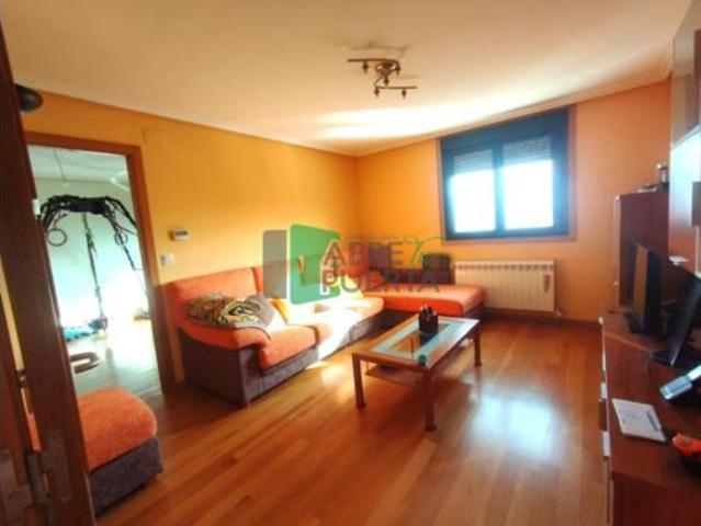 Piso en venta en A Valenzá, Ourense