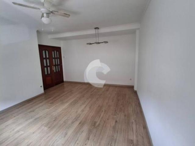 Piso en venta en Vilaescusa, Barbadás