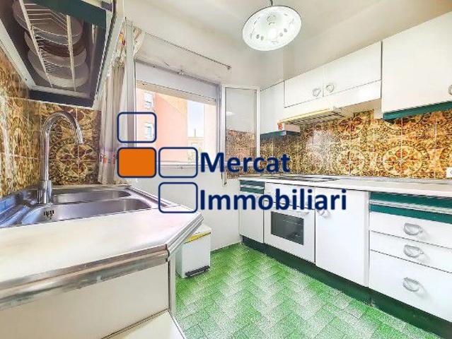 Piso en venta en Barcelona, Porta