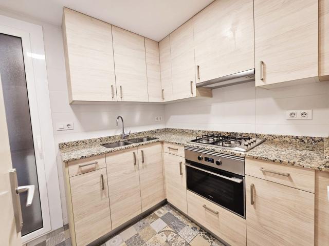 Piso en venta en Nou Barris, Barcelonès