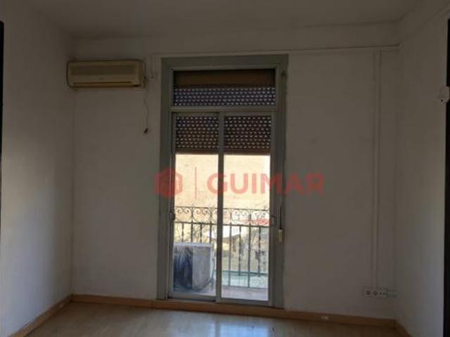 Piso en venta en el Camp de l'Arpa del Clot, Barcelona