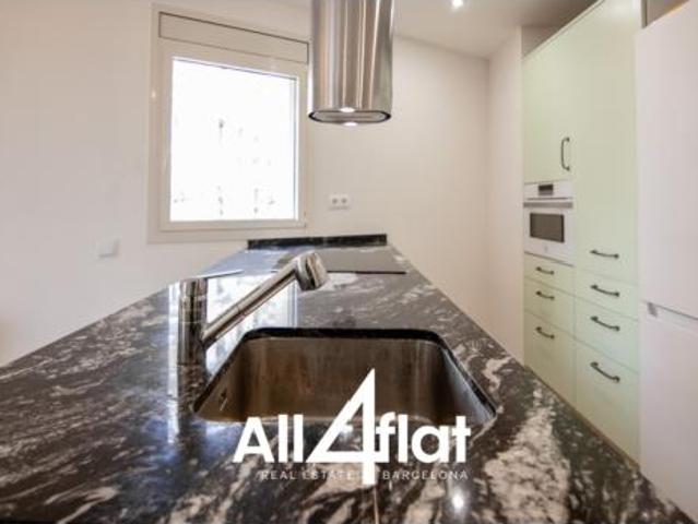 Piso en venta en Sants-Montjuïc, Barcelonès