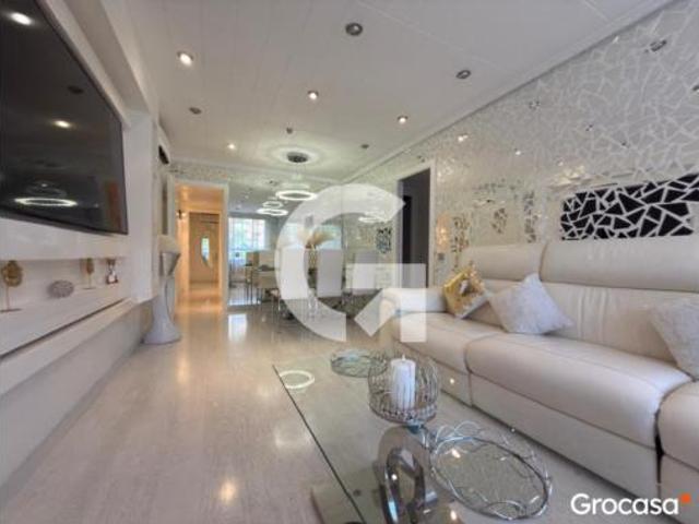 Piso en venta en Sants-Montjuïc, Barcelonès