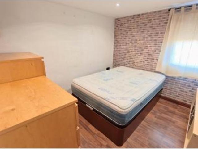 Piso en venta en Nou Barris, Barcelonès