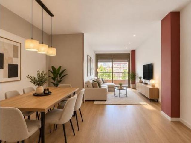 Piso en venta en Sant Martí, Barcelonès