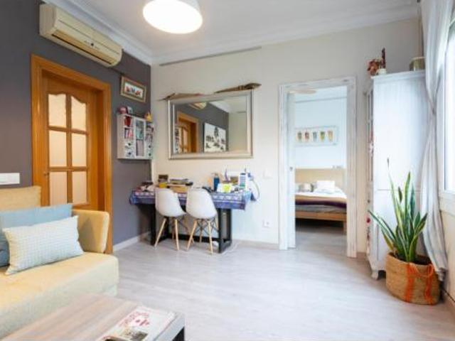 Piso en venta en Nou Barris, Barcelonès