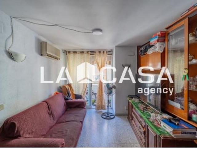 Piso en venta en Nou Barris, Barcelonès
