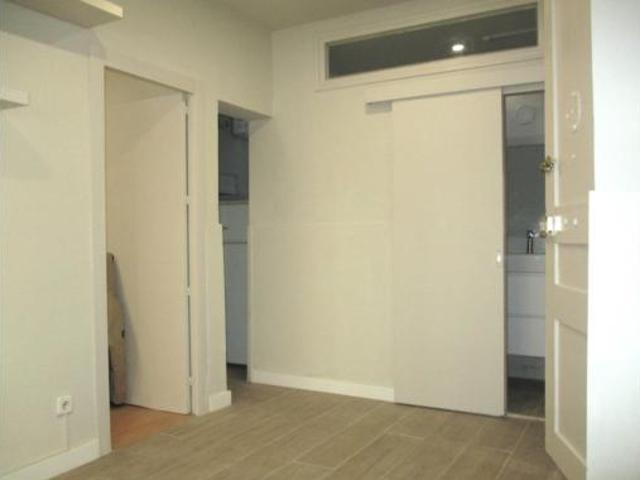 Piso en venta en Barcelona, Sants