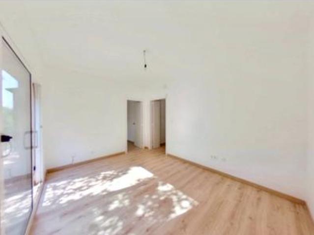 Piso en venta en Nou Barris, Barcelonès