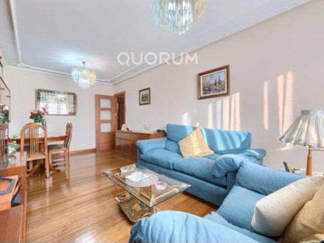 Piso en venta en Ariz, Basauri