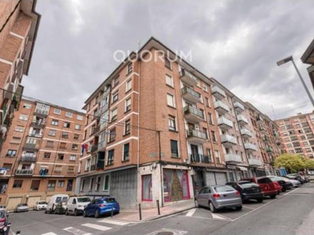 Piso en venta en Ariz, Basauri