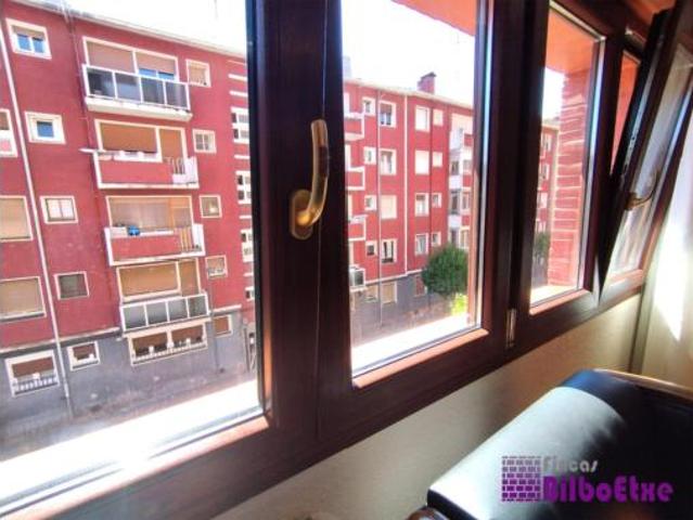 Piso en venta en Ariz, Basauri