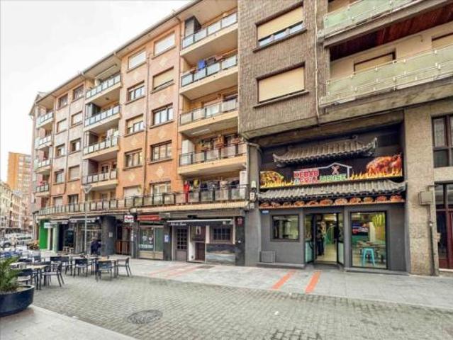Piso en venta en Ariz, Basauri