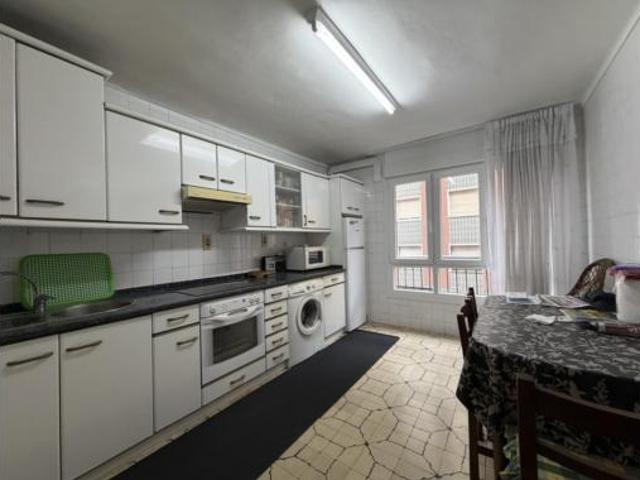 Piso en venta en Ariz, Basauri
