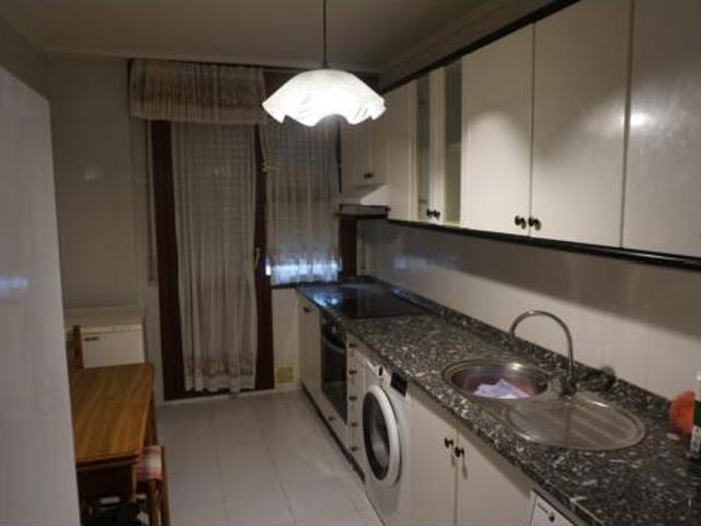 Piso en venta en Basauri, Guipúzcoa