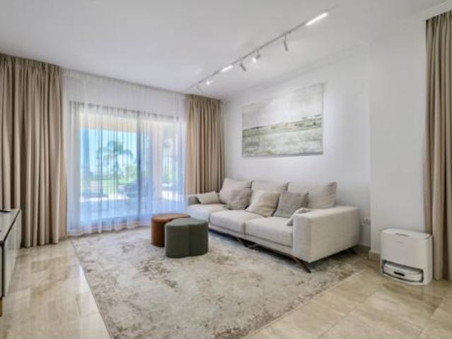Piso en venta en La Alquería-El Paraíso, Costa del Sol Occidental