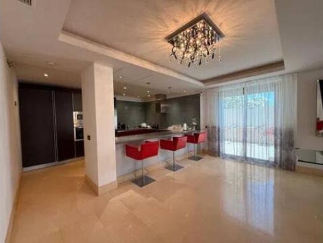 Piso en venta en Artola, Costa del Sol Occidental