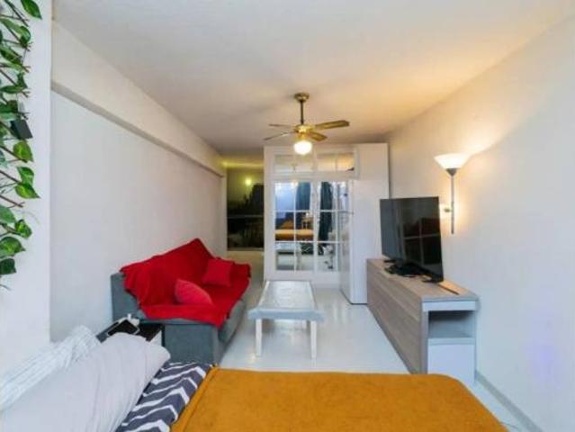 Piso en venta en Arroyo de la Miel-Benalmádena Costa, Costa del Sol Occidental
