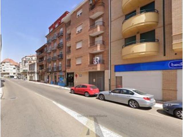 Piso en venta en Benavente, Castilla y León