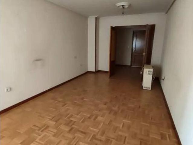 Piso en venta en Benavente, Castilla y León