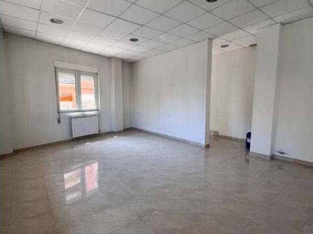 Piso en venta en El Pinar, Benavente