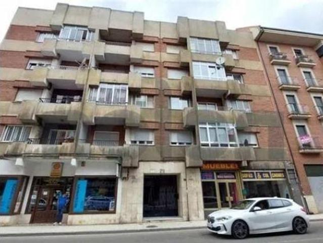 Piso en venta en Benavente, Castilla y León