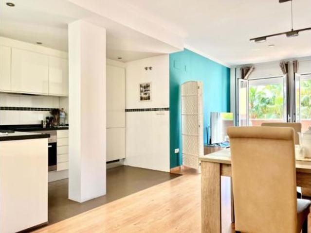 Piso en venta en Beniarbeig, Valencia