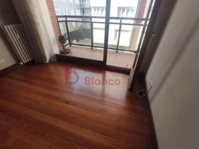 Piso en venta en Abando, Bilbao
