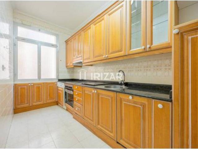 Piso en venta en Abando, Bilbao