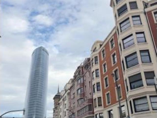 Piso en venta en Abando, Bilbao