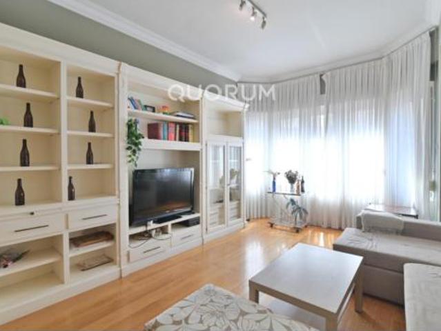 Piso en venta en Abando, Bilbao