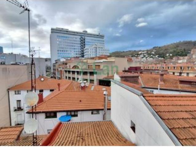 Piso en venta en Abando, Bilbao