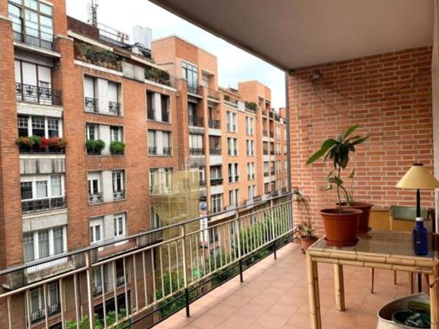 Piso en venta en Abando, Bilbao