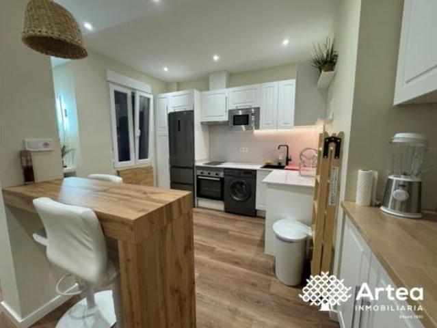 Piso en venta en Abando, Bilbao