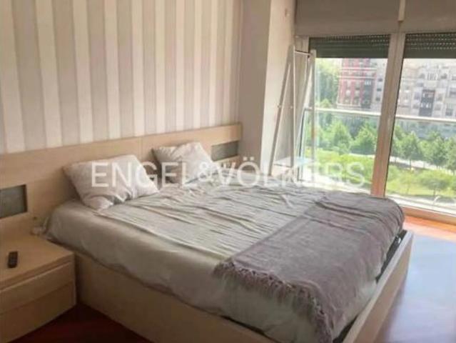 Piso en venta en Abando, Bilbao