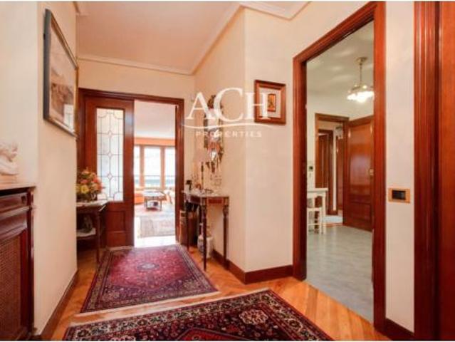 Piso en venta en Abando, Bilbao